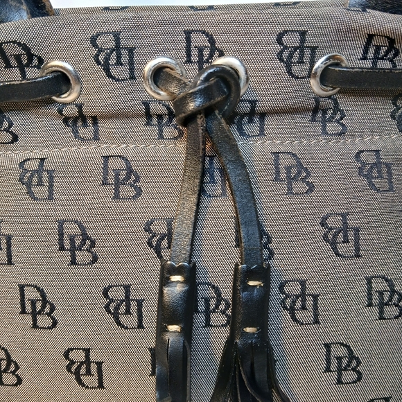 Dooney & Bourke Vintage Signature  Tan Canvas Brown Leather Tote Handbag - Picture 6 of 10